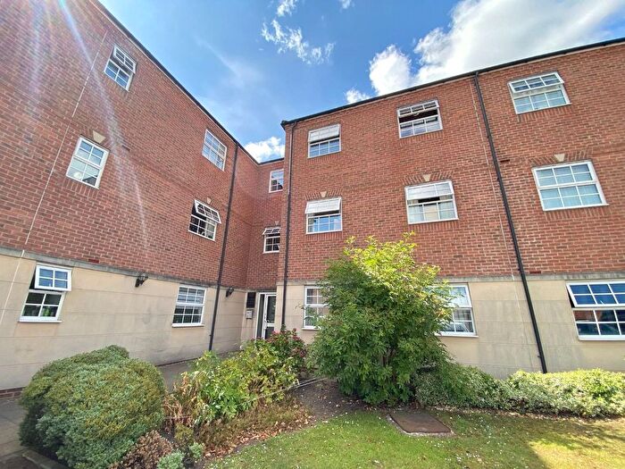 2 Bedroom Flat To Rent In Princess Drive, York, YO26