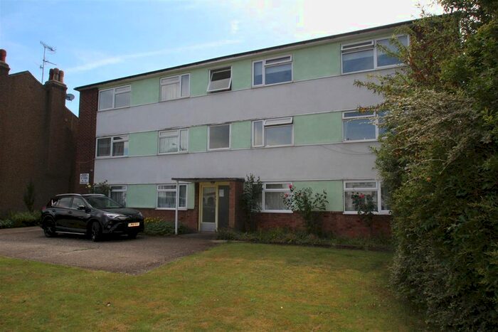 2 Bedroom Flat To Rent In Pinner Road, North Harrow, Harrow, HA1