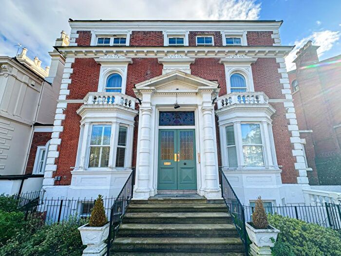 3 Bedroom Flat For Sale In Devonshire Road, Princes Park, Liverpool, L8