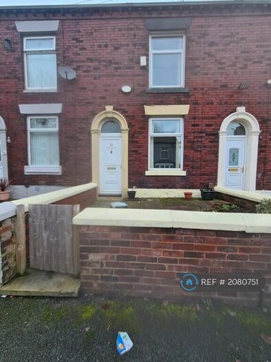 2 Bedroom Terraced House To Rent In Queens Road, Chadderton, Oldham, OL9