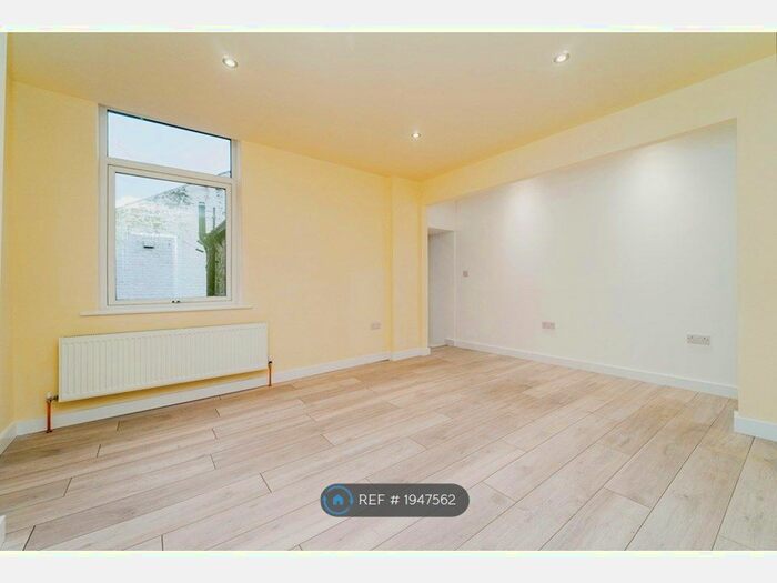 1 Bedroom Flat To Rent In Rainhall Road, Barnoldswick, BB18