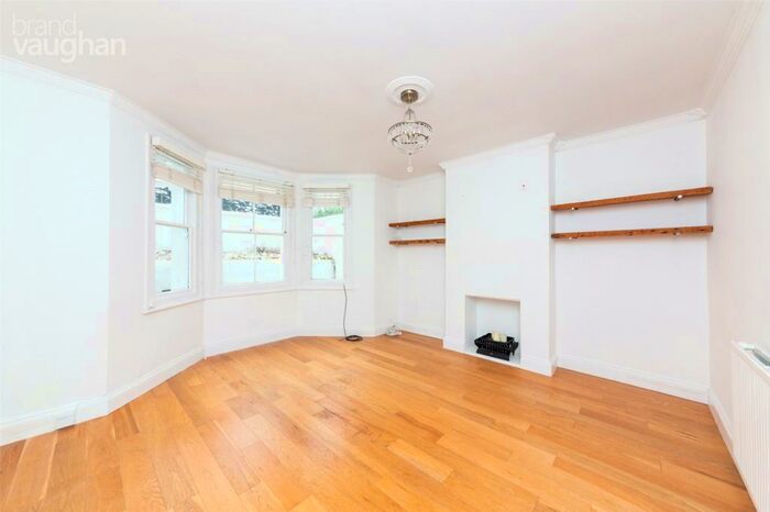 1 Bedroom Flat To Rent In Goldstone Road, Hove, BN3