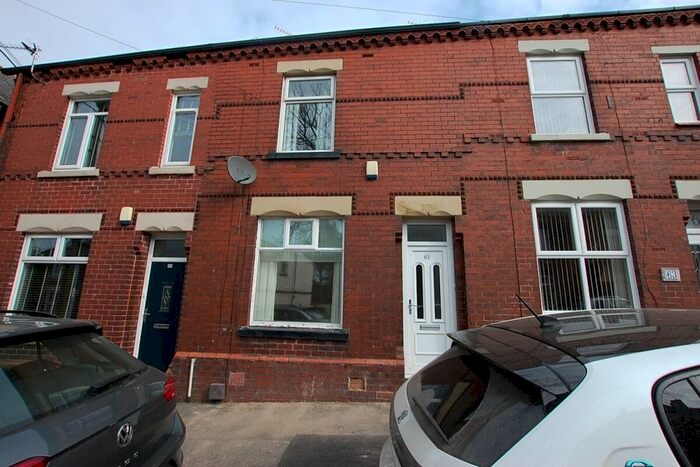 2 Bedroom Terraced House To Rent In Cowlishaw Lane, Shaw, Oldham, OL2