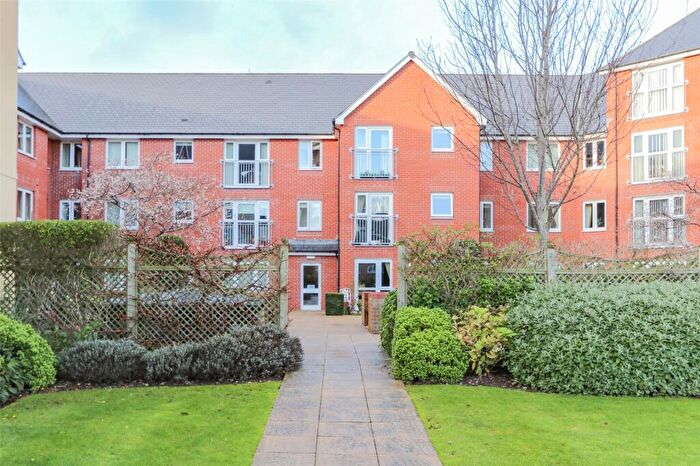 2 Bedroom Apartment For Sale In Savages Wood Road, Bradley Stoke, Bristol, South Gloucestershire, BS32