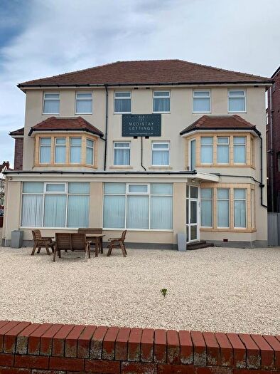 26 Bedroom Property To Rent In Queens Promenade, Blackpool, FY2