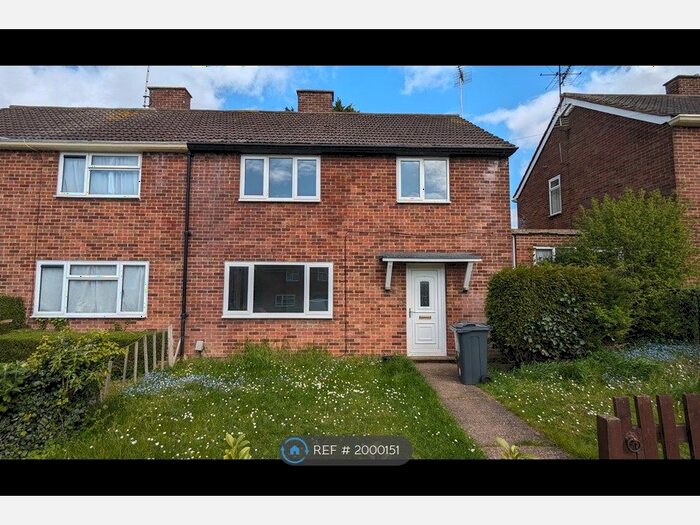 3 Bedroom Semi-Detached House To Rent In Brooke Avenue, Saffron Walden, CB10