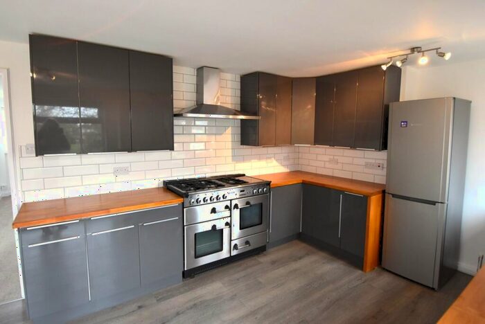 3 Bedroom Terraced House To Rent In Birch Grove, Windsor, Berkshire, SL4