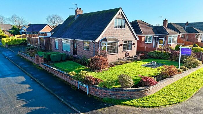 3 Bedroom Detached Bungalow For Sale In Diamond Ridge, Barlaston, ST12