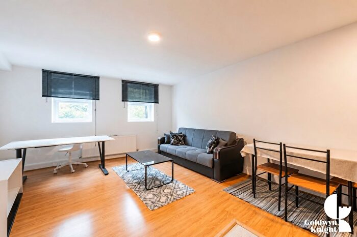 1 Bedroom Flat To Rent In Driss Apartments, London, E3