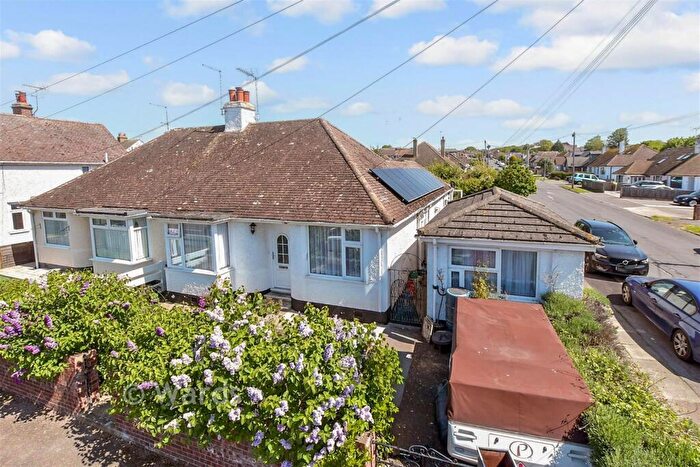 3 Bedroom Semi-Detached Bungalow For Sale In Oakdale Road, Herne Bay, Kent, CT6