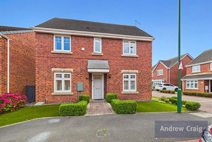3 Bedroom Detached House For Sale In Woodside Drive, Boldon Colliery, NE35