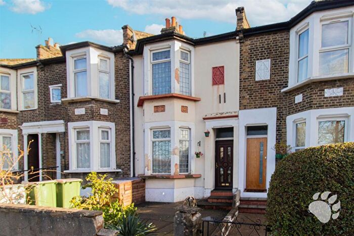 2 Bedroom Terraced House For Sale In Upper Road, Plaistow, E13