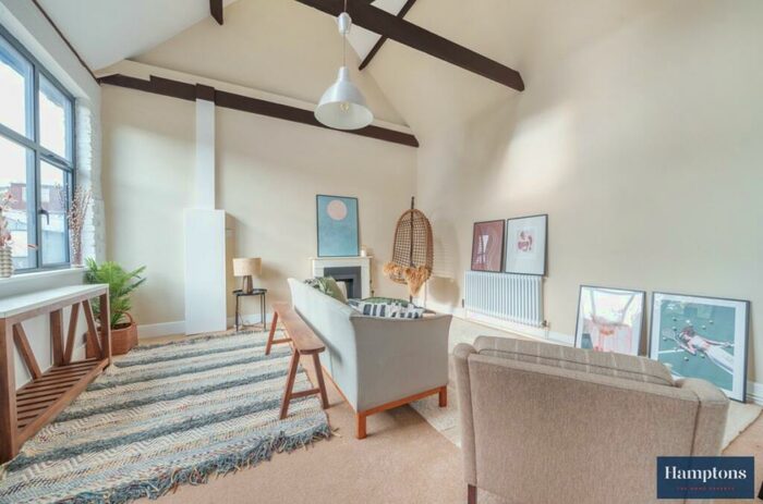 2 Bedroom Detached House To Rent In A Murrin Road Maidenhead, SL6