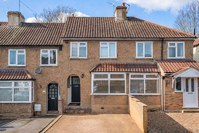 3 Bedroom Terraced House For Sale In Leyland Avenue, St. Albans, Hertfordshire, AL1