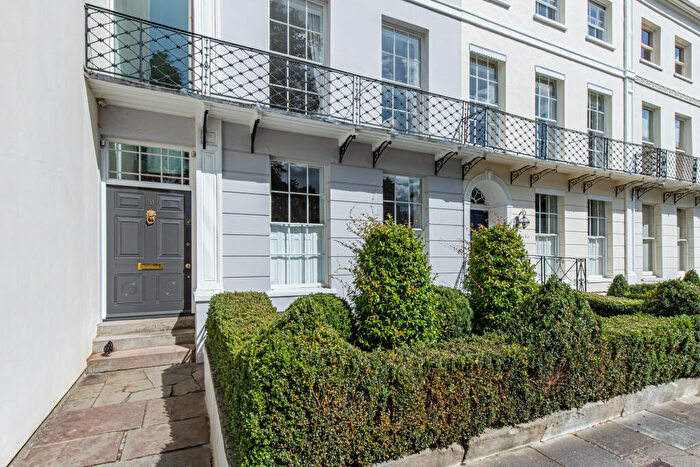 1 Bedroom Apartment To Rent In Montpellier Spa Road, Cheltenham, Gloucestershire, GL50