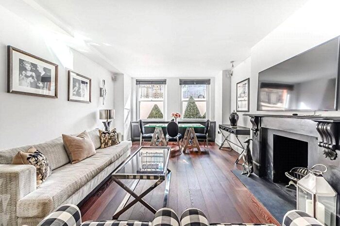 3 Bedroom Flat To Rent In Rutland Court, Rutland Gardens, London, SW7