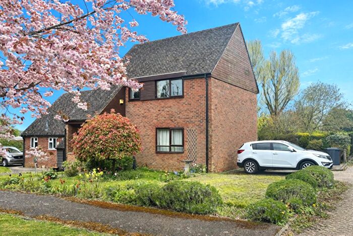 4 Bedroom Semi-Detached House For Sale In Green Lane, Trottiscliffe, West Malling, ME19