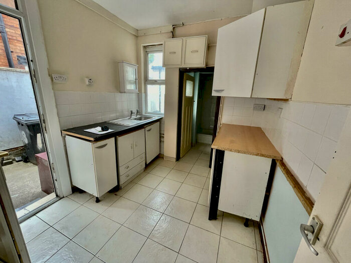 1 Bedroom Flat To Rent In St Thomas Road, Derby, DE23