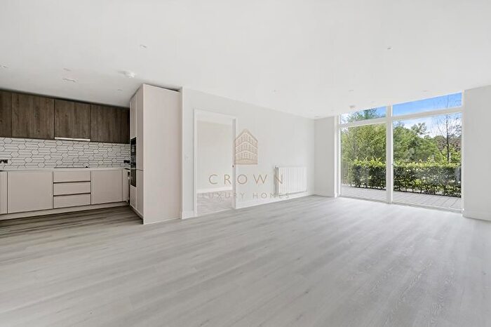 2 Bedroom Flat To Rent In Cairncross House, Kidbrooke Village, SE3