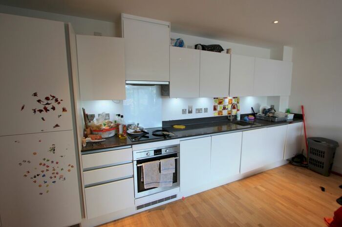 1 Bedroom Flat To Rent In Derry Crt, Streatham SW16