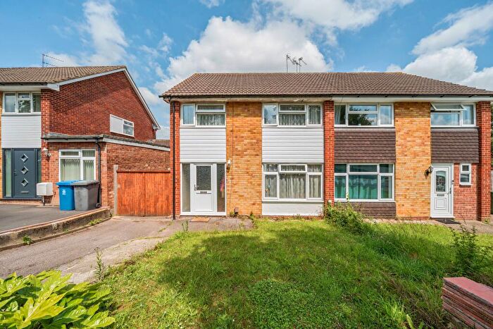 3 Bedroom End Of Terrace House To Rent In Great Hill Crescent, Maidenhead, SL6