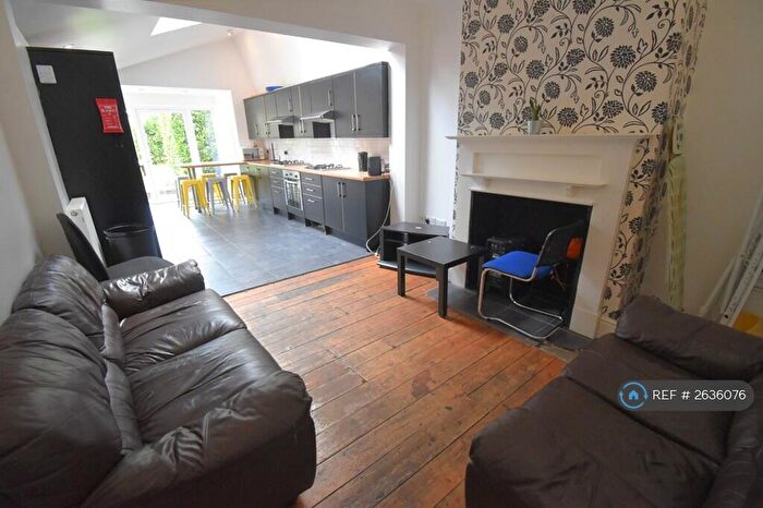 6 Bedroom Semi Detached House To Rent In Blenheim Road, Reading, RG1