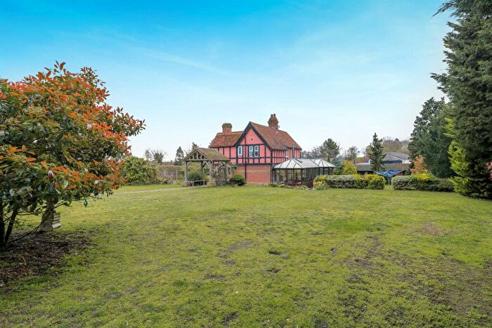 4 Bedroom Detached House For Sale In Spring Lane, Hatfield Peverel, Chelmsford, CM3