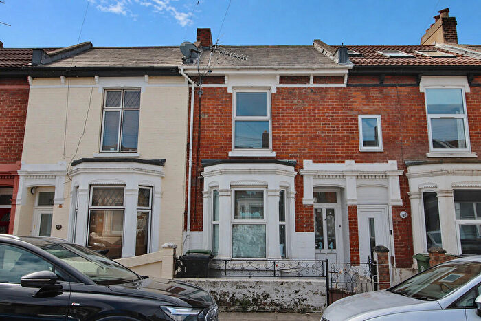3 Bedroom Terraced House For Sale In Grayshott Road, Southsea, PO4