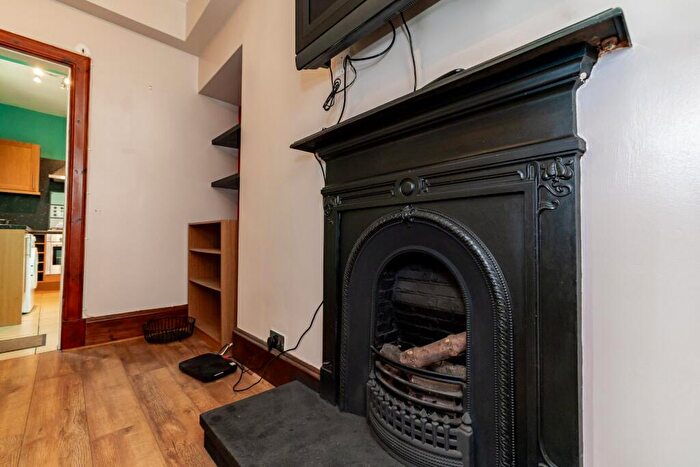 1 Bedroom Flat To Rent In Victoria Road, Torry, Aberdeen, AB11
