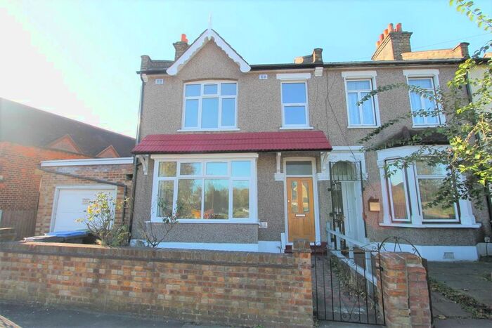 4 Bedroom Terraced House To Rent In Bury Street, London, N9