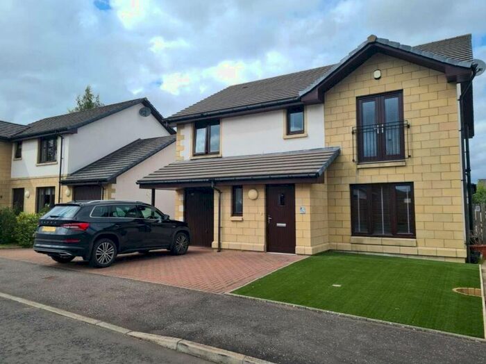 5 Bedroom Detached House To Rent In Wardlaw Grove, Lanark, ML11