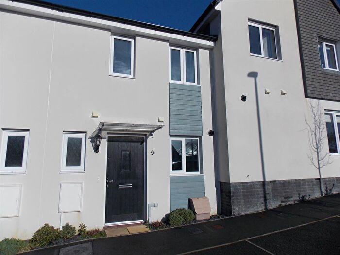 2 Bedroom Terraced House To Rent In Govetts Field, Launceston, PL15