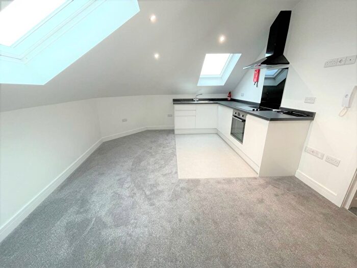 1 Bedroom Flat To Rent In Rolle Street, Exmouth, EX8