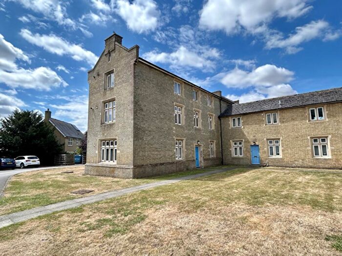 1 Bedroom Flat For Sale In Tower Court, Ely, CB7