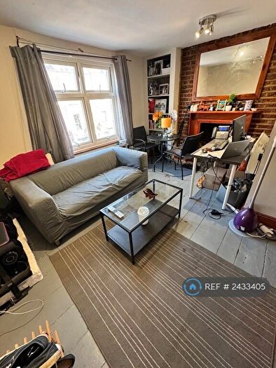 1 Bedroom Flat To Rent In Parkway, London, NW1