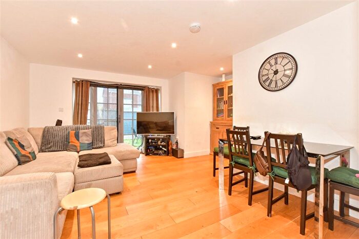 3 Bedroom End Of Terrace House For Sale In King Street, Brenzett, Romney Marsh, Kent, TN29