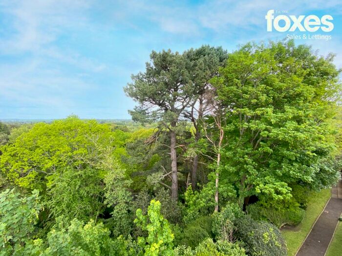 2 Bedroom Apartment To Rent In Laburnum House, Redhill Drive, Bournemouth, Dorset, BH10