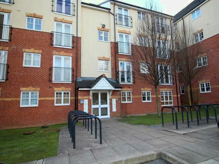 2 Bedroom Apartment To Rent In Flat, Actonville Avenue, Manchester, M22