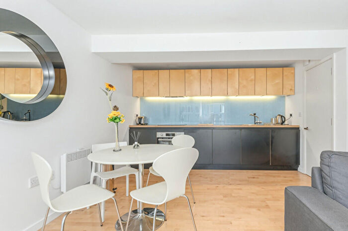 1 Bedroom Apartment For Sale In Saxton, The Avenue, LS9