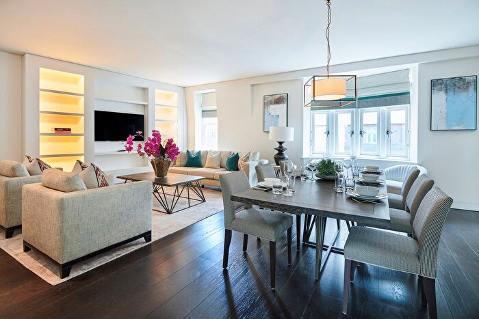 1 Bedroom Flat To Rent In Duke Street, Mayfair, W1K