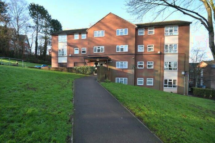 2 Bedroom Flat To Rent In St. Clares Close, Derby, DE22