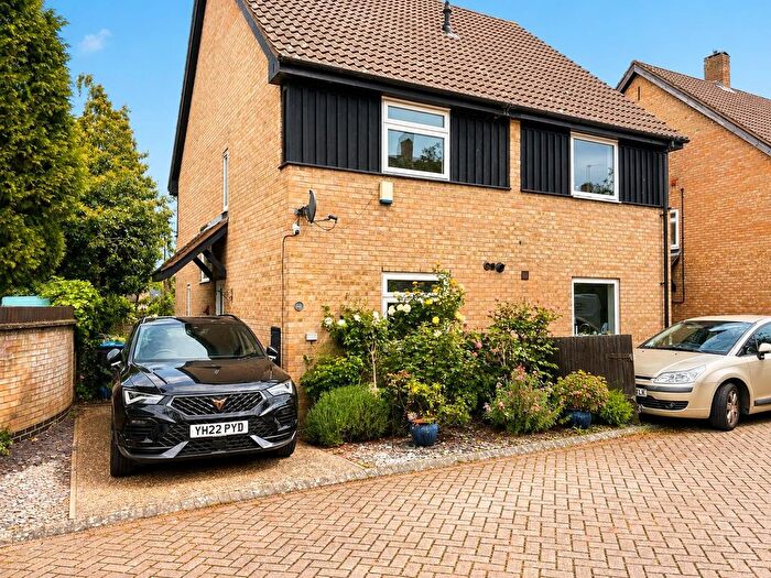 2 Bedroom Property To Rent In Rushleys Close, Milton Keynes, MK5