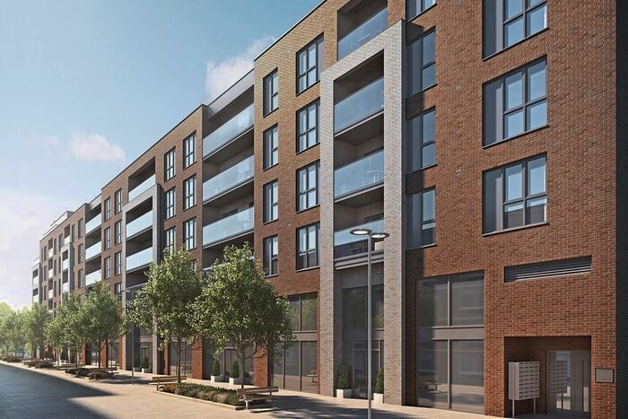 2 Bedroom Flat To Rent In Queens Road, East Grinstead, West Sussex, RH19