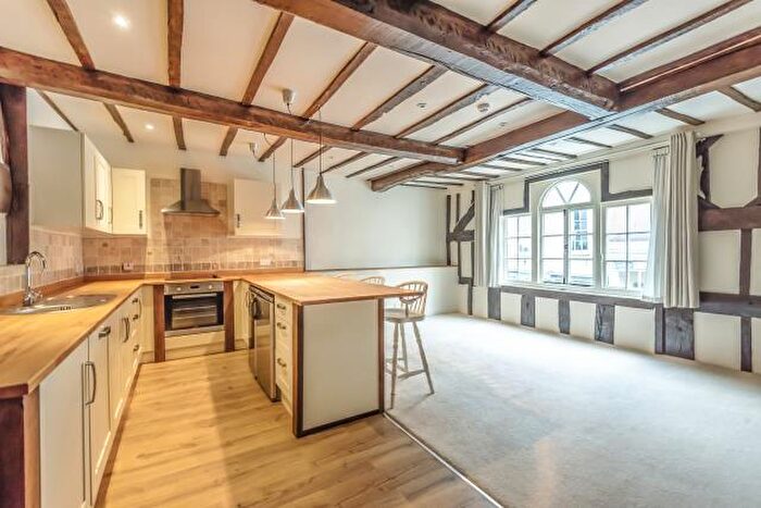 2 Bedroom Flat To Rent In High Street, Kington, HR5