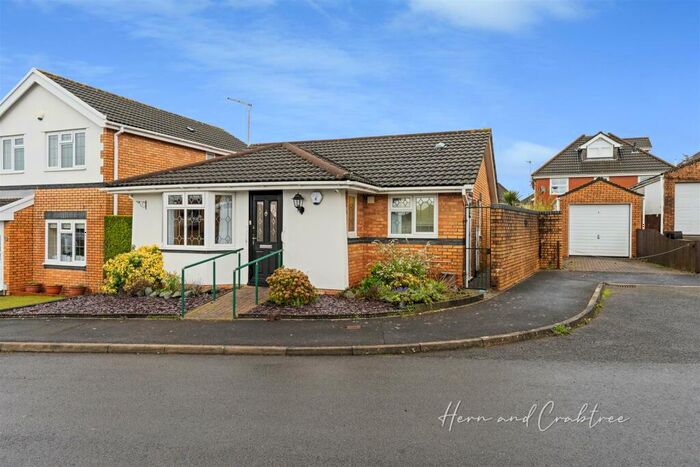2 Bedroom Detached Bungalow For Sale In Clos Mair, Cardiff, CF23