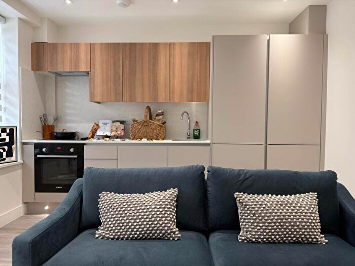 Studio For Sale In Chapel Street, Marlow, SL7