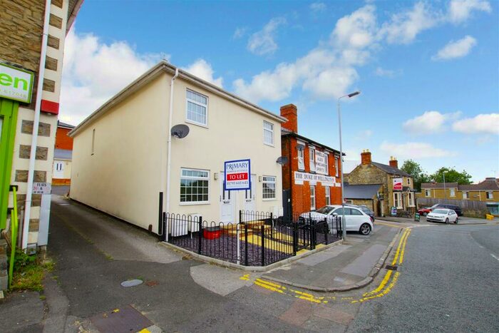 2 Bedroom Semi-Detached House To Rent In Eastcott Hill, Town Centre, SN1