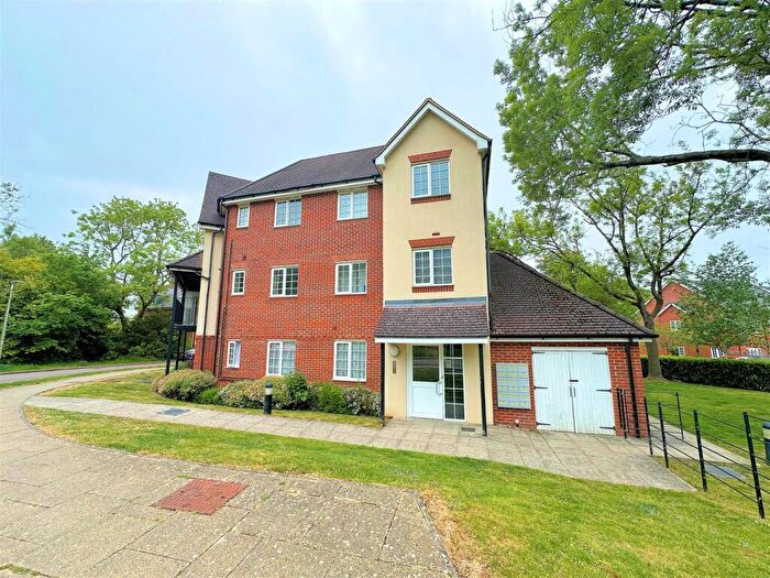 2 Bedroom Apartment For Sale In Scarlett Avenue, Wendover, HP22