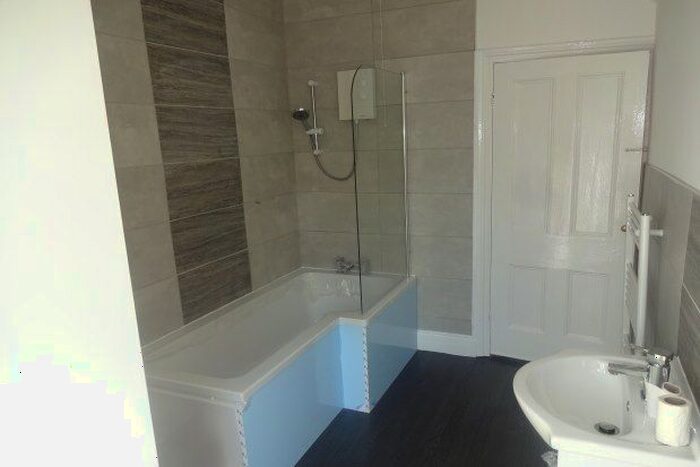 2 Bedroom Property To Rent In Foster Street, Walsall, WS3
