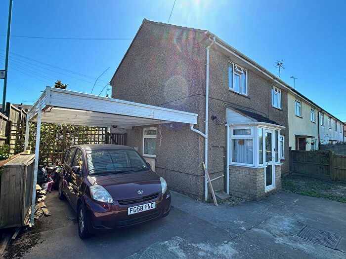 3 Bedroom End Of Terrace House For Sale In Latimer Road, Cinderford, GL14